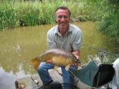 Fred Tysoe caught this lovely fish using a float, a size 12 hook on a 10lb line with luncheon meat fishing the margins of peg 19 of the Carp Lake.  It was one of 8 he caught in a bag of 35-40lb.